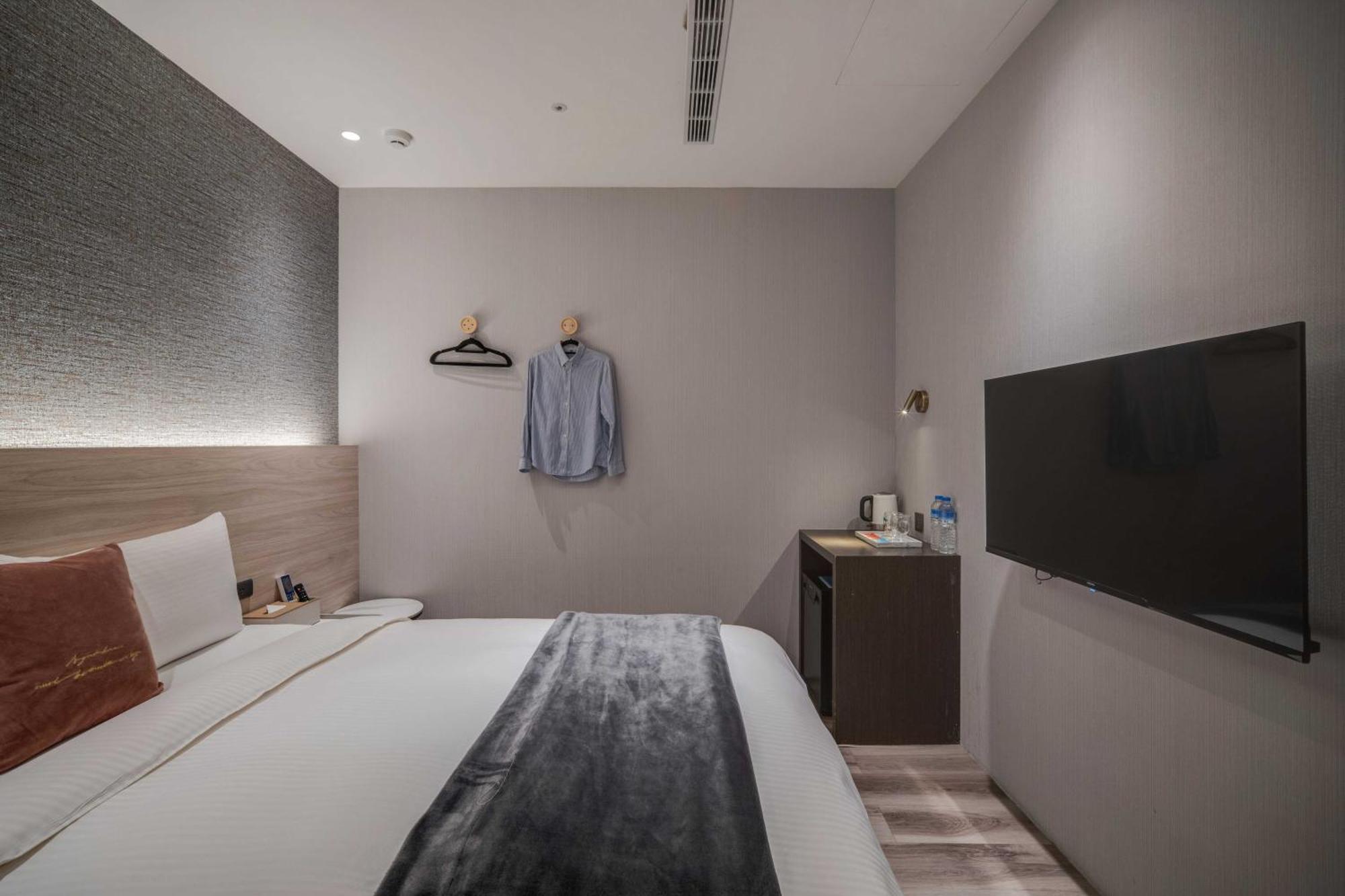 Fun Stay Inn Ximen Taipei Bagian luar foto
