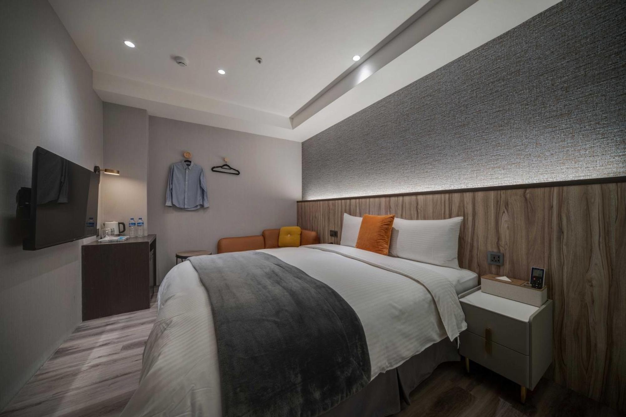 Fun Stay Inn Ximen Taipei Bagian luar foto